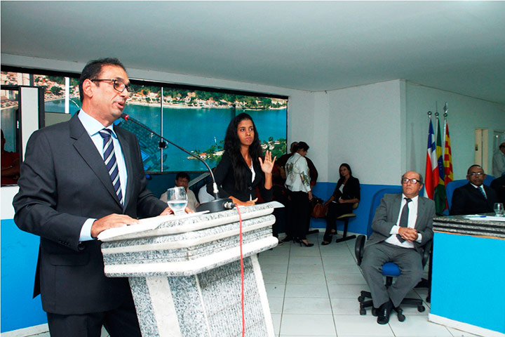 O-prefeito-de-Ilh&eacute;us-M&aacute;rio-Alexandre-apresentou-a-mensagem-do-Poder-Executivo-na-abertura-dos-trabalhos-legislativos-na-C&acirc;mara-de-Vereadores--Foto-Clodoaldo-Ribeiro.jpg