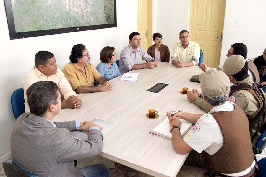 PREFEITURA DE IBIRATAIA E POL&Iacute;CIA MILITAR DISCUTEM IMPLANTA&Ccedil;&Atilde;O DO PROERD NAS ESCOLAS DO MUNIC&Iacute;PIO