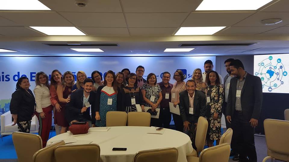 Representantes do Instituto Natura, do CDS-LS e Ciapra participaram do 3º Encontro da Rede de Consórcios intermunicipais de Educação.jpg