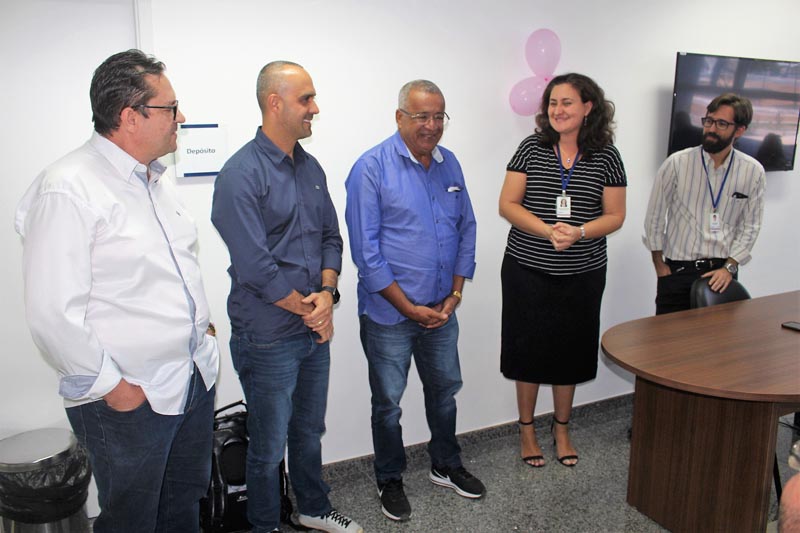 Luciano Veiga, secretário e prefeito de Almadina, Ignês e médico da policlínica.jpg