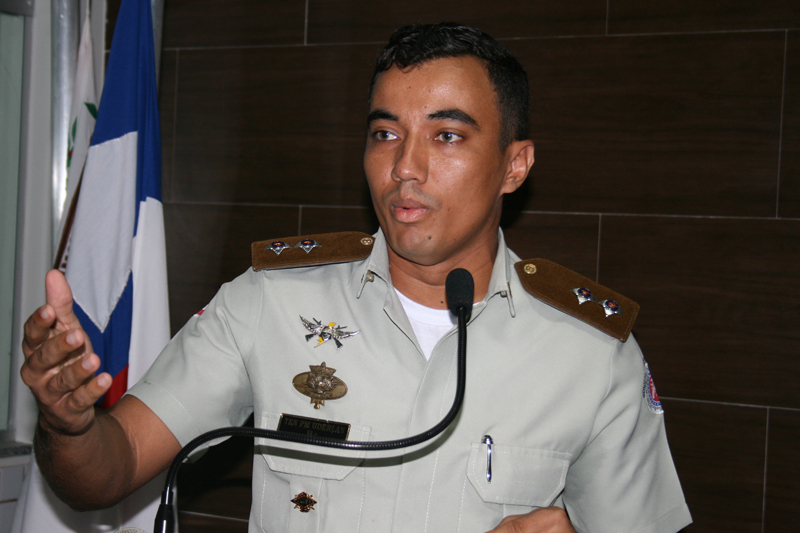 Tenete da Policia Rodoviaria Estadual Udervan de Oliveira.jpg