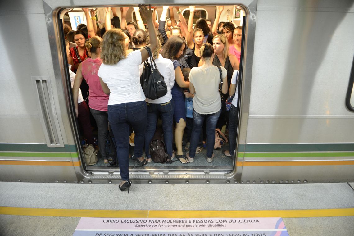 08032019_Dia_da_Mulher_4_vagao_metro_Fabio_Rodrigues_Pozzebom_Ag_Brasil.jpg