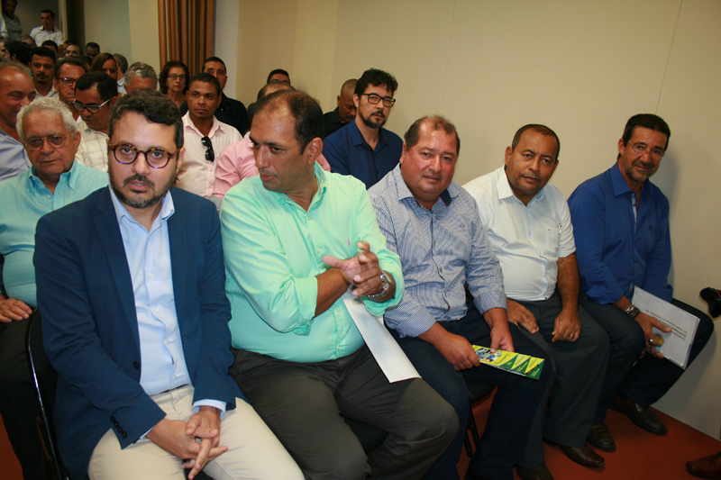 Fausto Fanco, Mário Alexandre, Aurelino Cunha, Antônio de Anízio e Clóvis Almeida FOTO ALLINE MEIRA.jpg