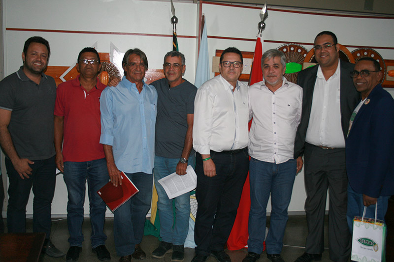 Autoridades-muncipais-e-coordenação-regional-da-Ceplac.jpg