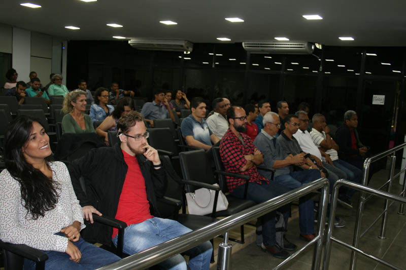 FOTO ALLINE MEIRA.jpg