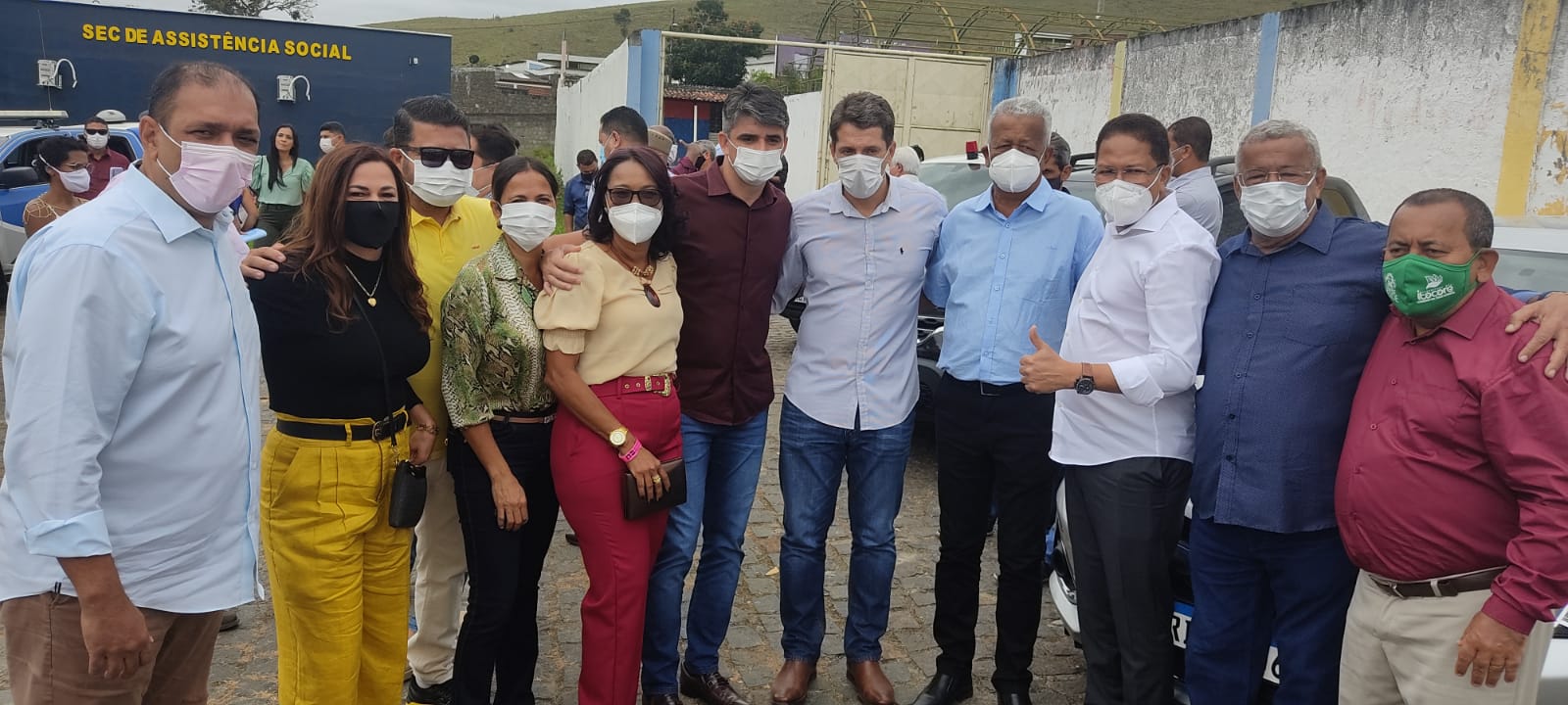 Prefeitos e autoridades municipais 2.jpeg