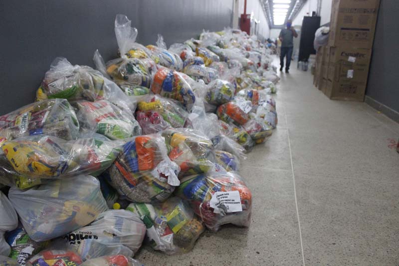 ENTIDADES DIALOGAM SOBRE A ENTREGA DE DONATIVOS FOTOS PABLO BRANDÃO (1).jpg