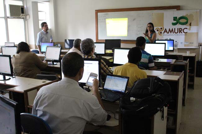 Capacitacao do Instituto Natura em parceria com a Amurc e Instituto Arapyau